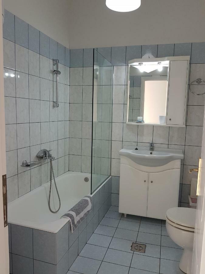 Cave Apartments Ioannina Bagian luar foto